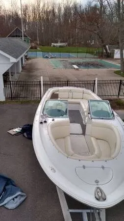 Slide: The Image of Chris-Craft 25 Launch BR 2001 - 5