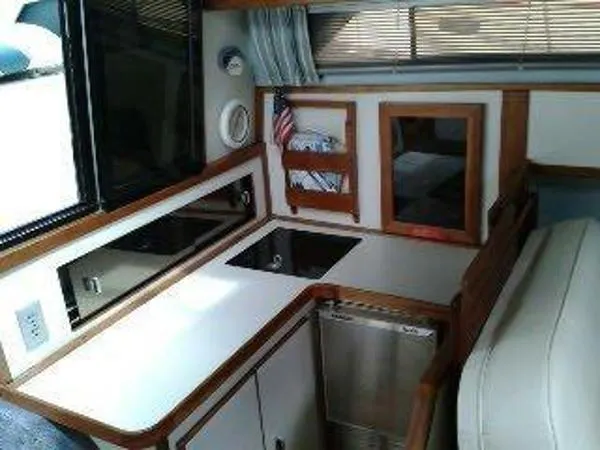 Slide: The Image of Sea Ray Express Cruiser 1989 - 2