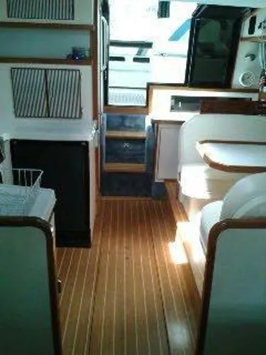 Slide: The Image of Sea Ray Express Cruiser 1989 - 7