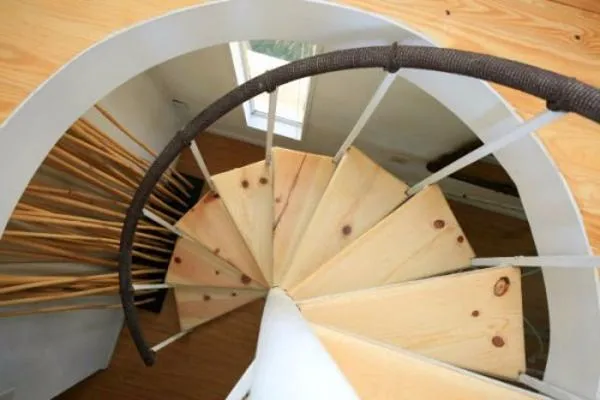 Slide: The Image of House Boat 2 Story, 4 Bedroom, 2 Bath 1987 - 4