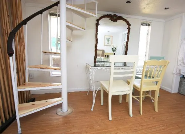Slide: The Image of House Boat 2 Story, 4 Bedroom, 2 Bath 1987 - 6