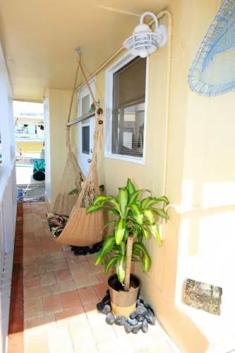 Slide: The Image of House Boat 2 Story, 4 Bedroom, 2 Bath 1987 - 8