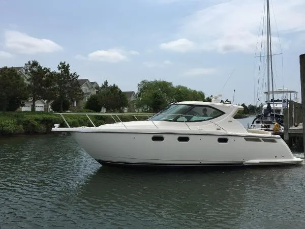 Slide: The Image of Tiara 3500 Sovran 2008 - 3