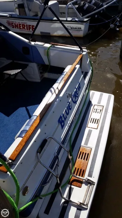Slide: The Image of Sea Ray 268 Sundancer 1989 - 2