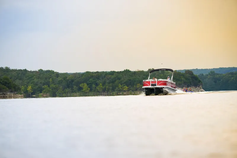 Slide: The Image of Sun Tracker Fishin' Barge 22 XP3 2026 - 100