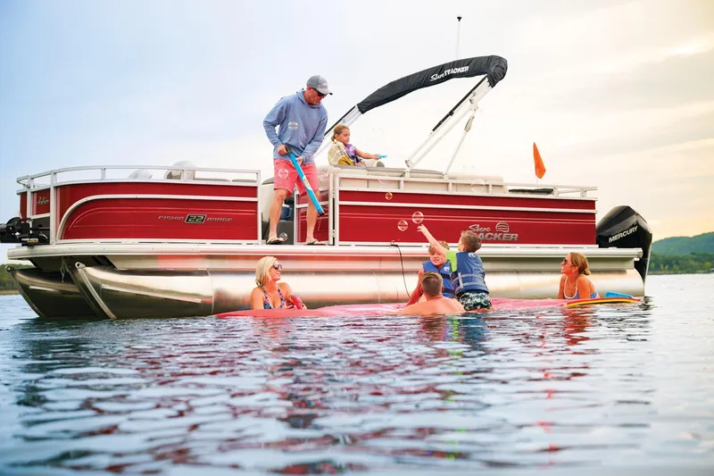 Slide: The Image of Sun Tracker Fishin' Barge 22 XP3 2026 - 101