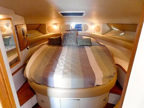 Slide: The Image of Sea Ray Sundancer 1995 - 9