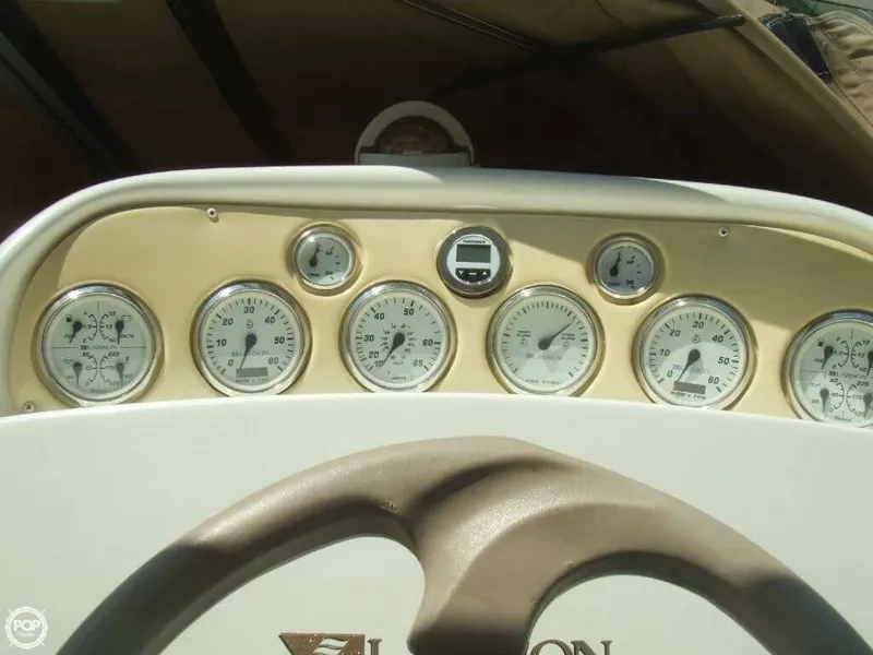 Slide: The Image of Larson 330 Cabrio 2000 - 9