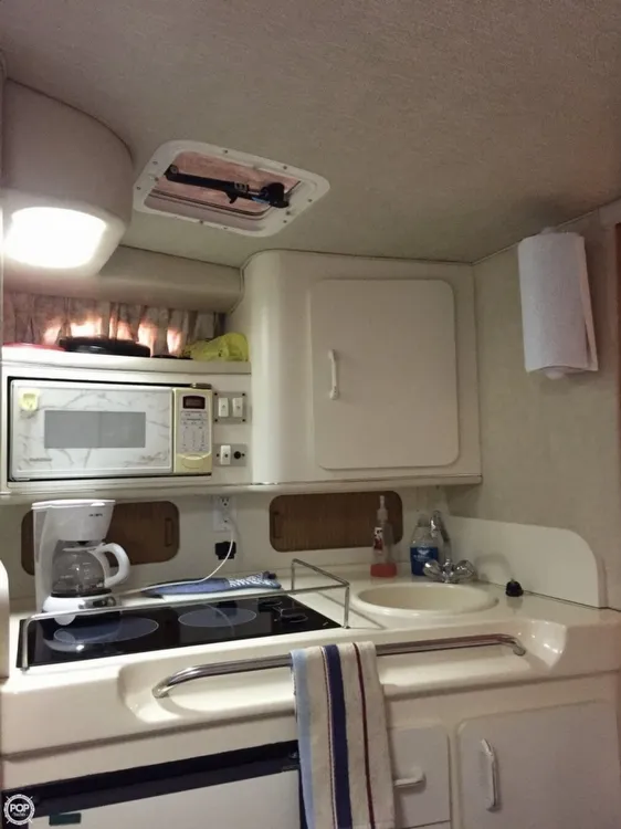 Slide: The Image of Sea Ray 290 Sundancer 1996 - 11
