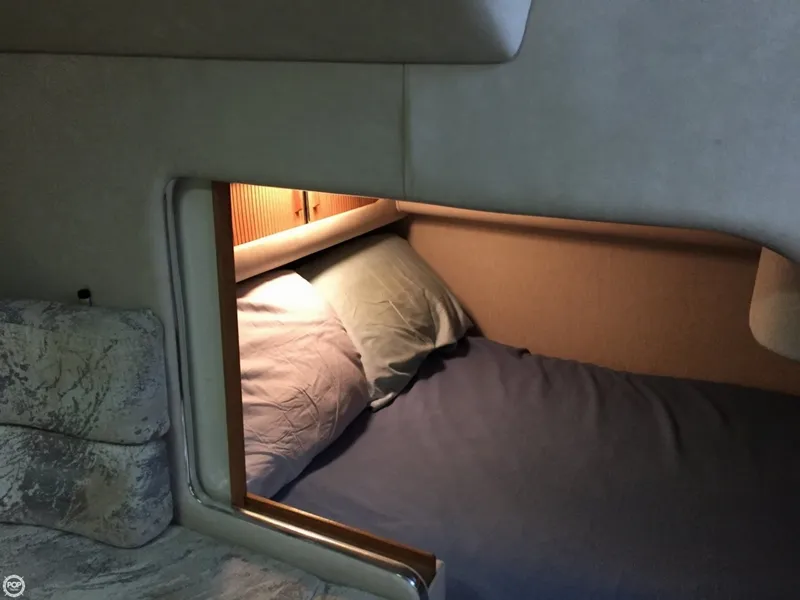 Slide: The Image of Sea Ray 290 Sundancer 1996 - 9