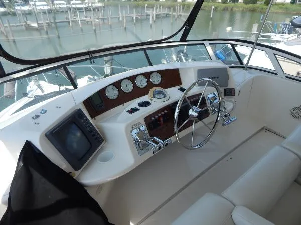 Slide: The Image of Silverton 43 Motor Yacht 2002 - 4