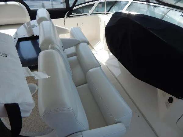 Slide: The Image of Silverton 43 Motor Yacht 2002 - 6