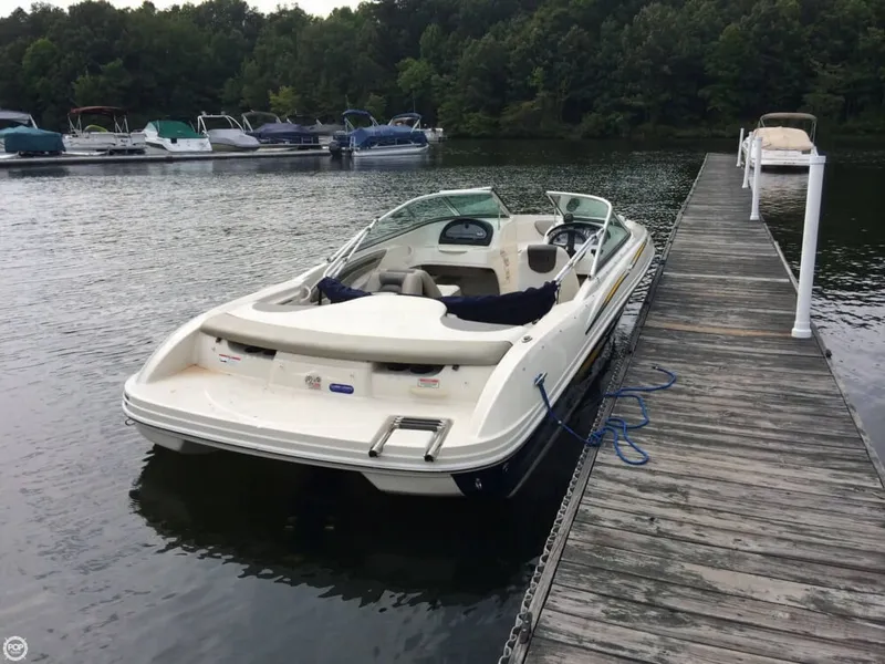 Slide: The Image of Sea Ray 205 Sport 2006 - 11