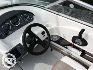 Slide: The Image of Sea Ray 205 Sport 2006 - 3