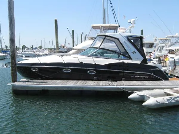 Slide: The Image of Monterey 340 Sport Yacht 2014 - 0