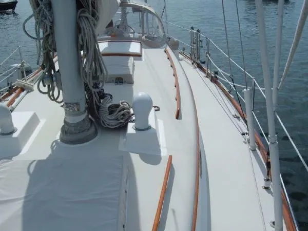Slide: The Image of Bristol Sloop 1980 - 5