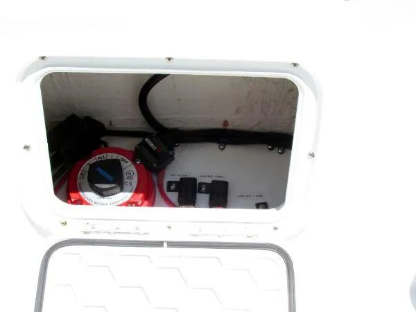 Slide: The Image of Glacier Bay 2640 Renegade 2005 - 9
