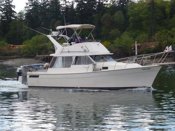 Slide: The Image of Bayliner 3270 1980 - 0