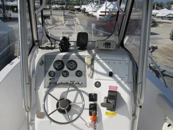 Slide: The Image of Sea Fox 210CC 2004 - 9
