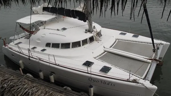 Slide: The Image of Lagoon 410 4 Cabin 2 Head Layout 2001 - 1