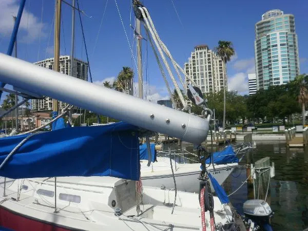 Slide: The Image of Hinterhoeller Nonsuch 26 Classic 1985 - 9