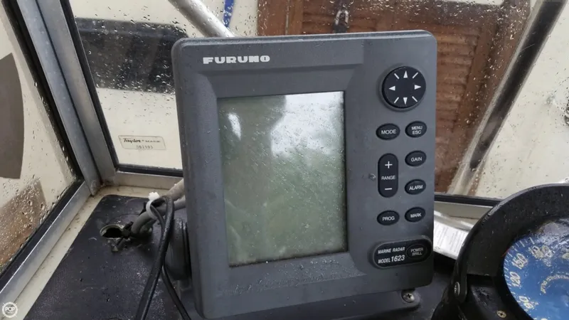 Slide: The Image of Boston Whaler 27 Center Console Cuddy 1986 - 10