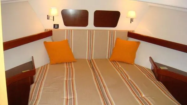 Slide: The Image of Beneteau Swift Trawler 42 2005 - 10