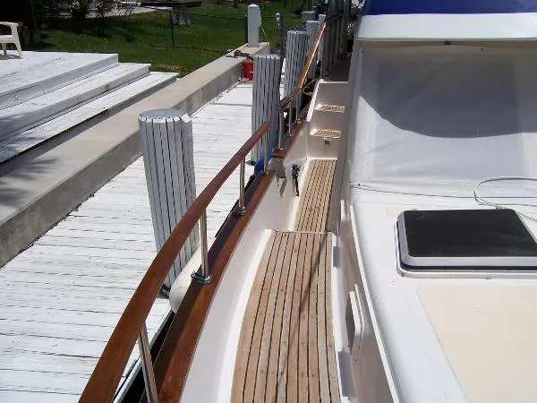 Slide: The Image of Offshore Cockpit Sundeck Trawler 1984 - 8