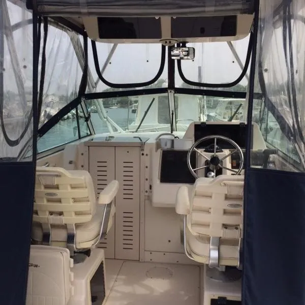 Slide: The Image of Grady White 232 Gulfstream 2001 - 8