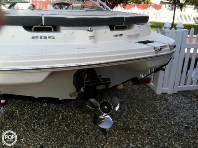 Slide: The Image of Sea Ray 205 Sport Bowrider 2010 - 5