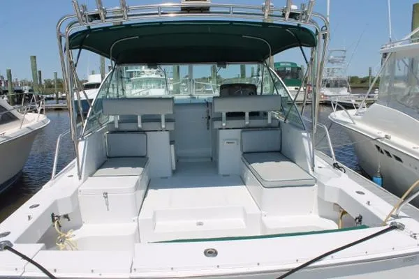 Slide: The Image of Mainship Pilot 2000 - 9