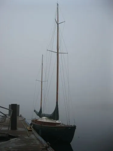 Slide: The Image of Herreshoff "Rozinante" Double Ended Canoe Yawl 1962 - 3