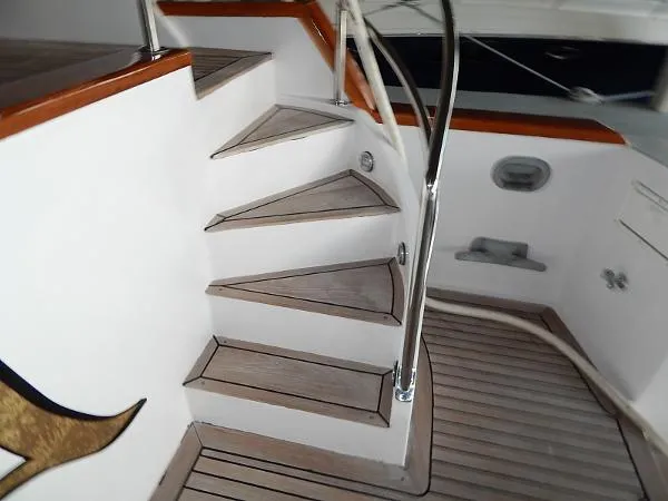 Slide: The Image of Broward Raised Bridge Motor Yacht 1981 - 4