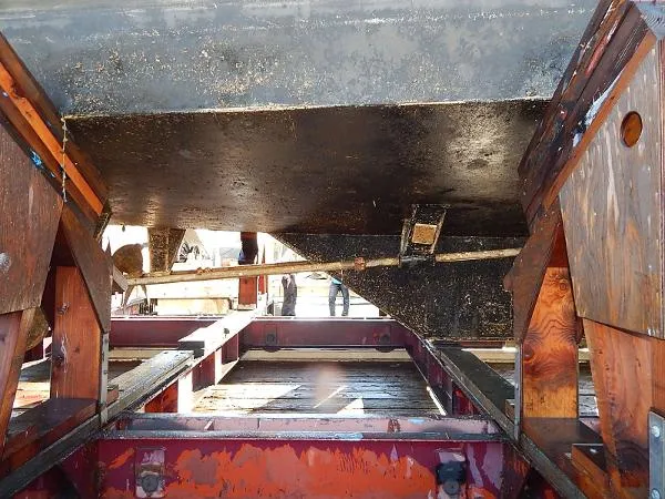 Slide: The Image of Broward Raised Bridge Motor Yacht 1981 - 6