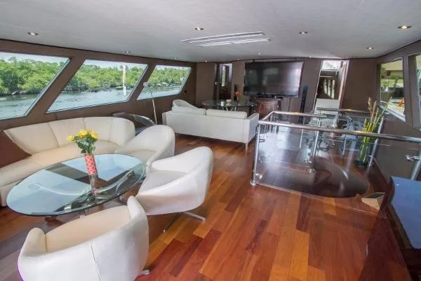 Slide: The Image of Broward Raised Bridge Motor Yacht 1981 - 8