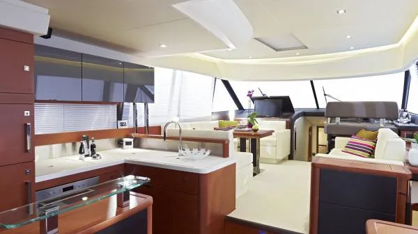 Slide: The Image of Prestige 550 Flybridge -PR15RT-067 2015 - 4