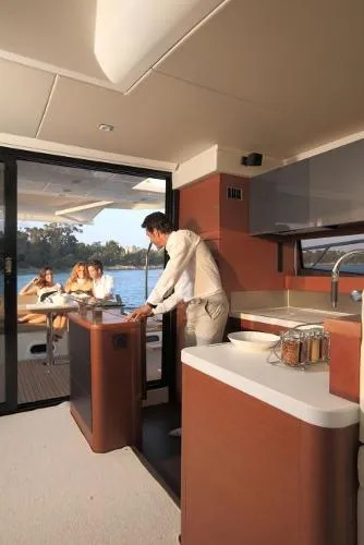 Slide: The Image of Prestige 550 Flybridge -PR15RT-067 2015 - 6