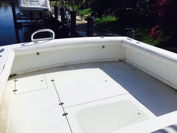 Slide: The Image of Dorado 40 Center Console 2001 - 3