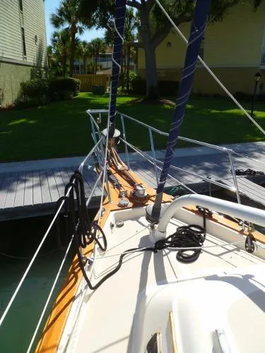 Slide: The Image of Island Packet 350 Cutter 1997 - 5