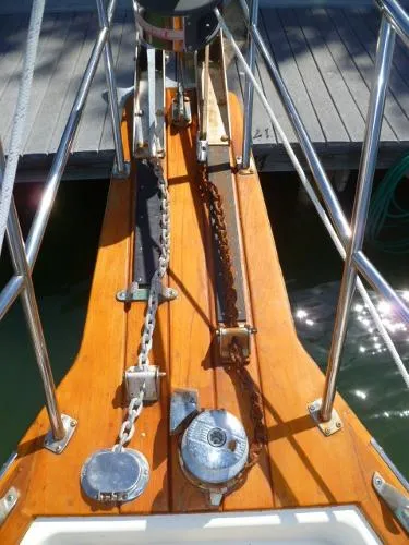 Slide: The Image of Island Packet 350 Cutter 1997 - 6