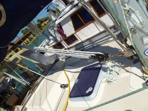 Slide: The Image of Island Packet 350 Cutter 1997 - 9