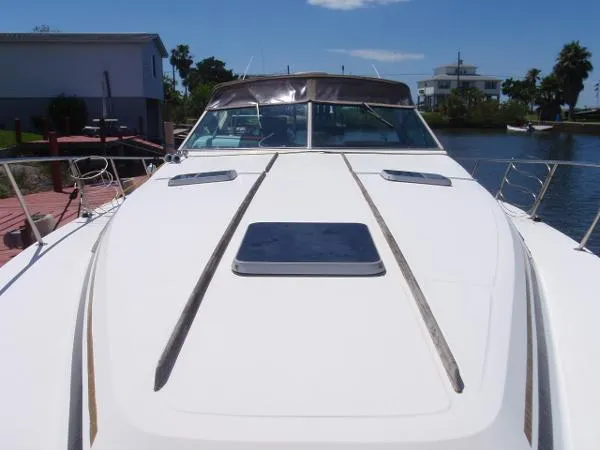 Slide: The Image of Sea Ray 390 1985 - 4