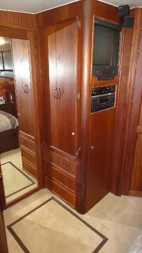 Slide: The Image of Hatteras Flybridge Tournament Sportfish 1984 - 7