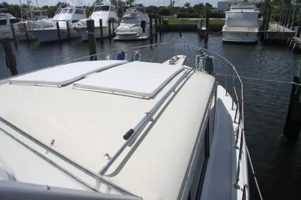 Slide: The Image of Chris-Craft Commander 1986 - 6