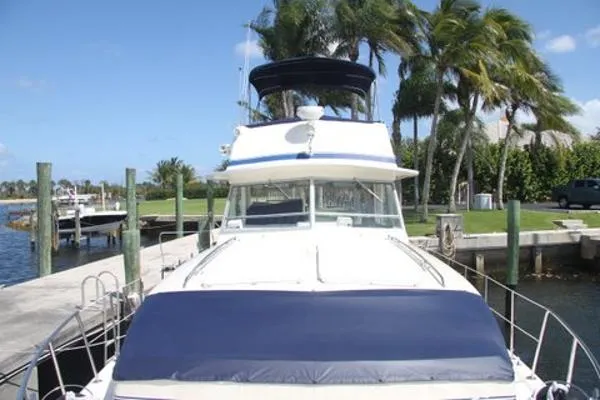 Slide: The Image of Chris-Craft Commander 1986 - 8