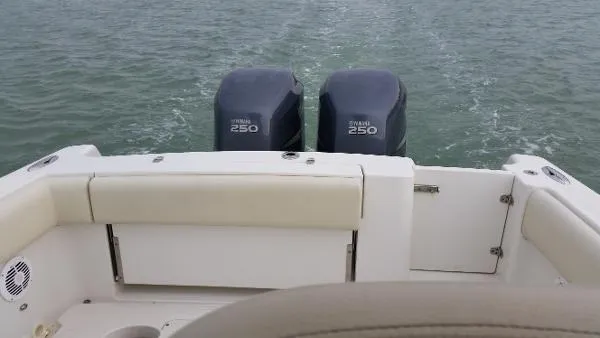 Slide: The Image of Chris-Craft Catalina 2008 - 11