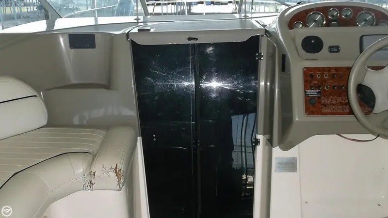 Slide: The Image of Bayliner 2855 Ciera Sunbridge 1998 - 3