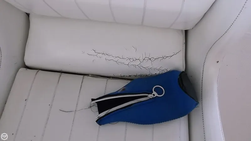 Slide: The Image of Bayliner 2855 Ciera Sunbridge 1998 - 5