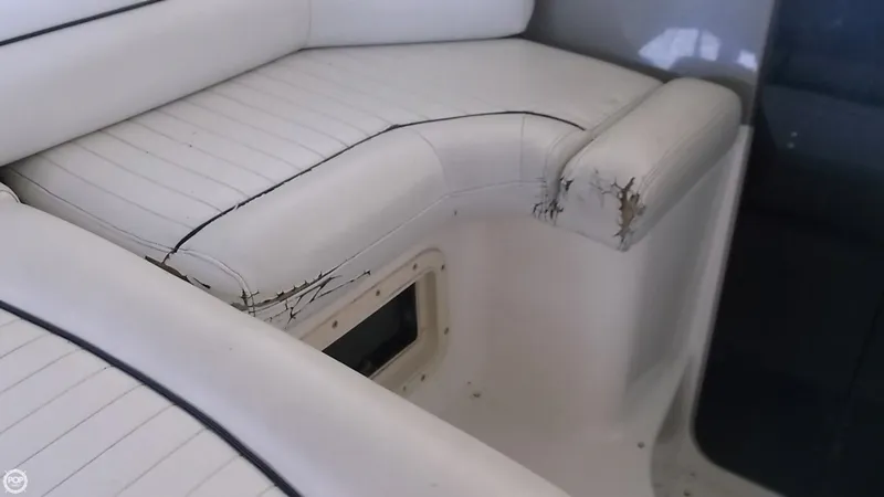 Slide: The Image of Bayliner 2855 Ciera Sunbridge 1998 - 6