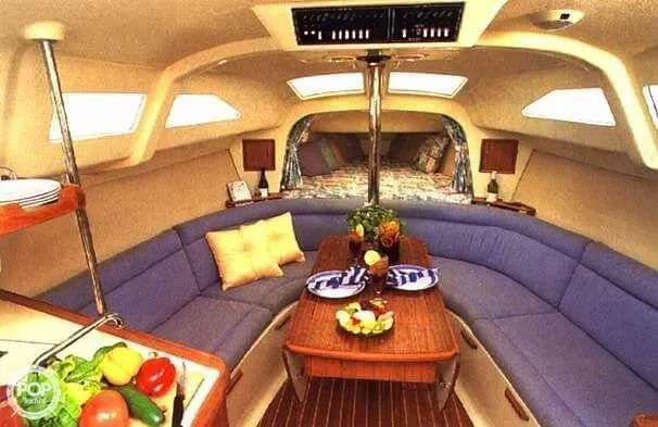 Slide: The Image of Hunter 29.5 SL 1995 - 3